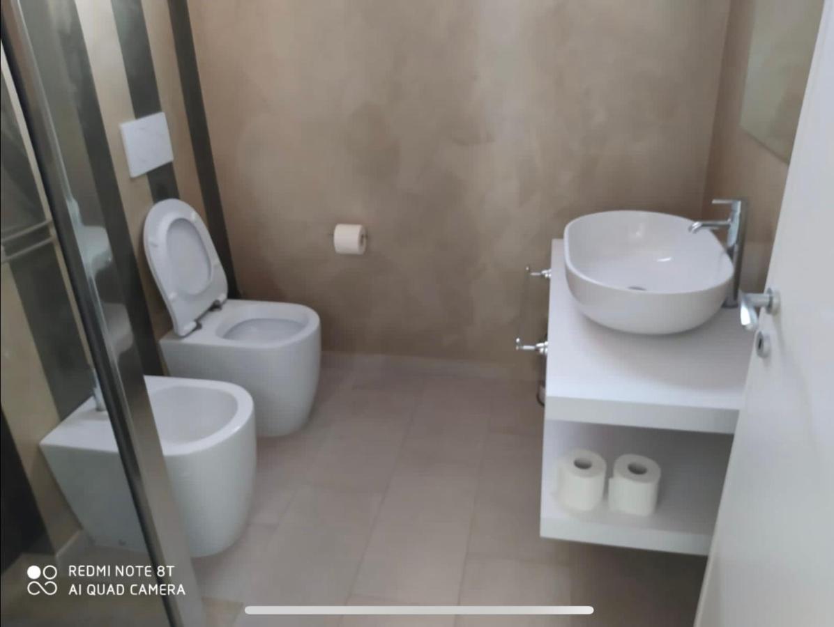 Residence Valentina Int 5 Santa Maria al Bagno Bagian luar foto
